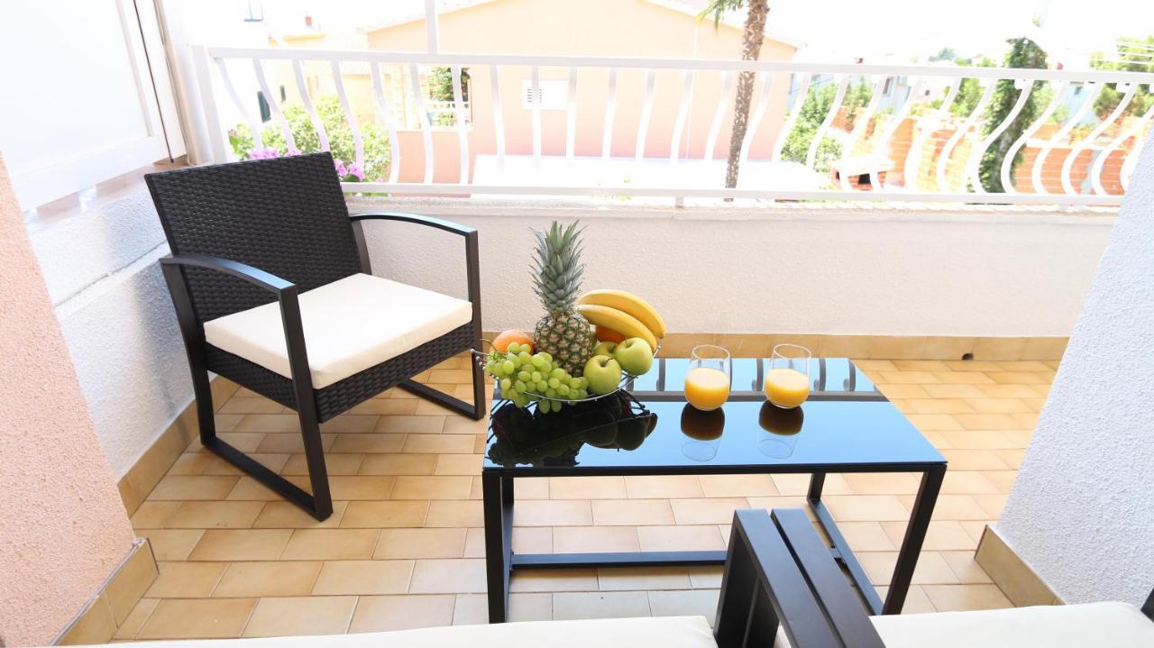Mamma Mia Apartments Makarska Exterior photo